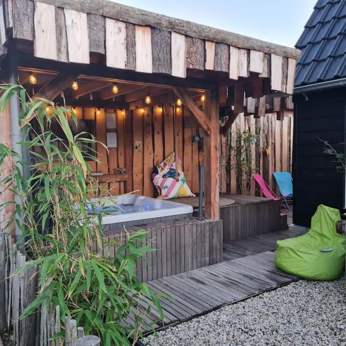 Wellness Chalet Met Jacuzzi, Sauna, Omheinde Tuin, Sint-Annaland Extérieur photo